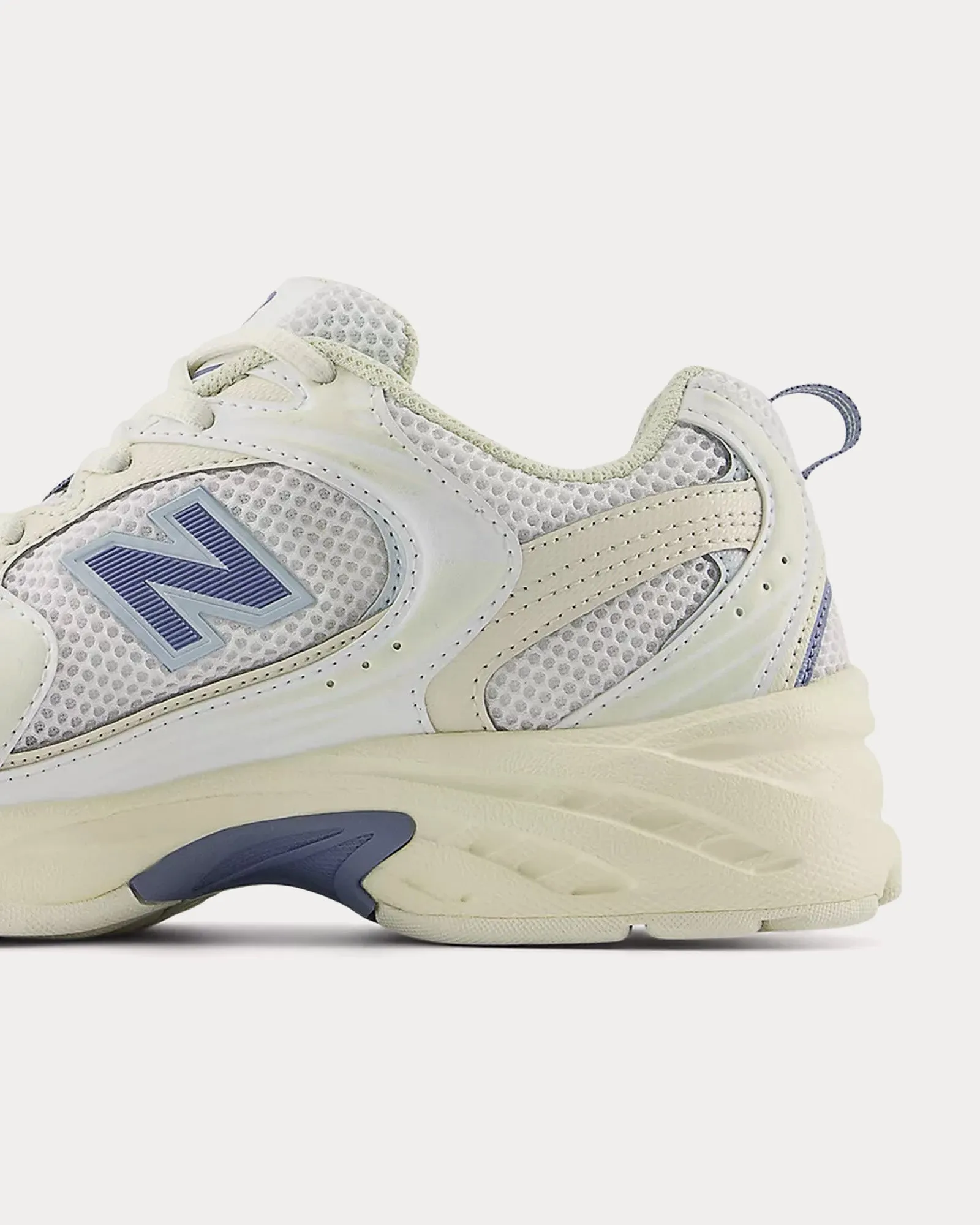 530 Angora / Dusk Shower / Ice Blue Low Top Sneakers