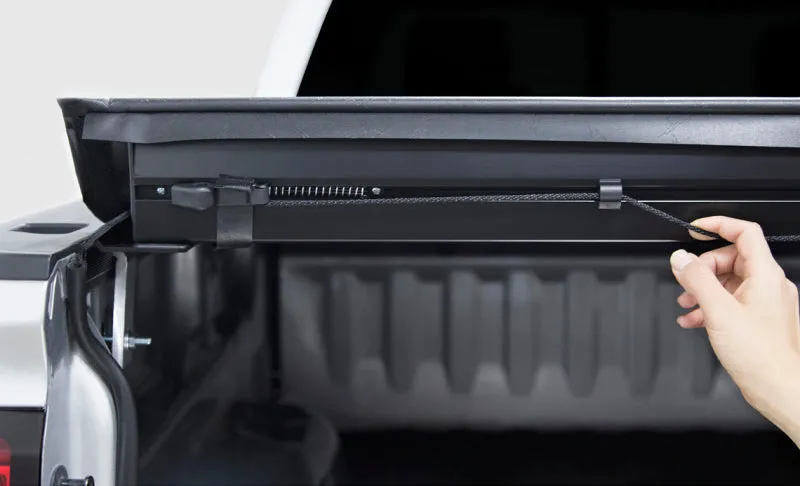 Access Lorado 2020  Jeep Gladiator 5ft Bed Roll-Up Cover