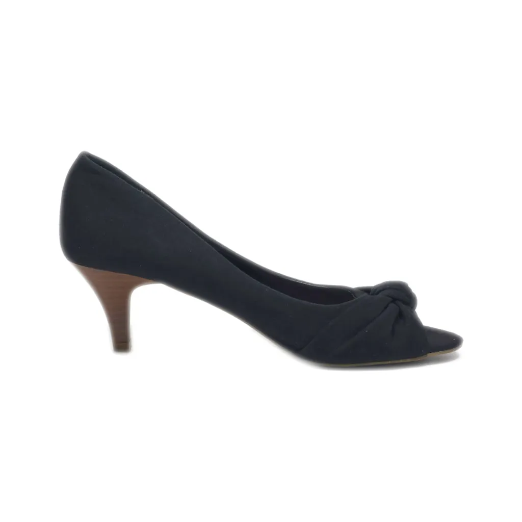 American Eagle Peep Toe Leather Black Colour For Women