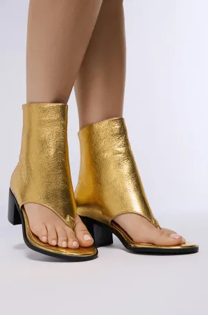 AZALEA WANG GRAYSON GOLD GLADIATOR SANDAL