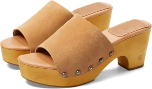 Beechwood Dingo Sandals, Tan