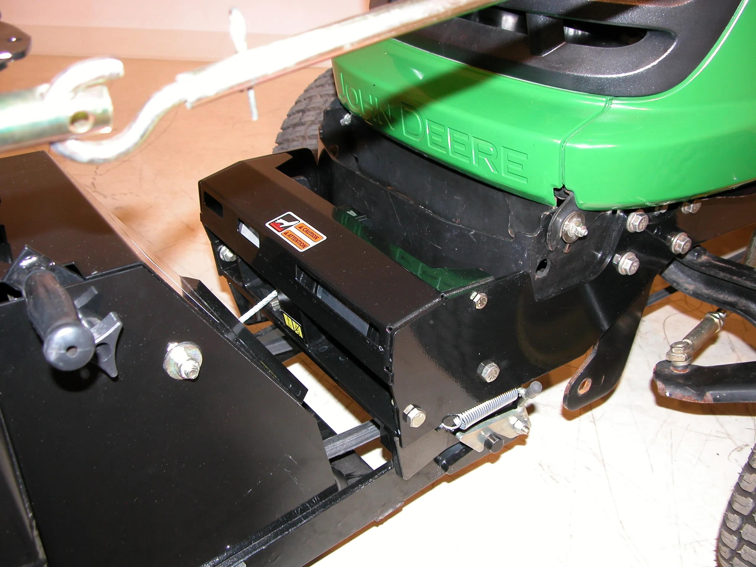 Bercomac Snowblower Berco 48" Northeast | 16 to 28HP | For Tractor & Lawn Mower