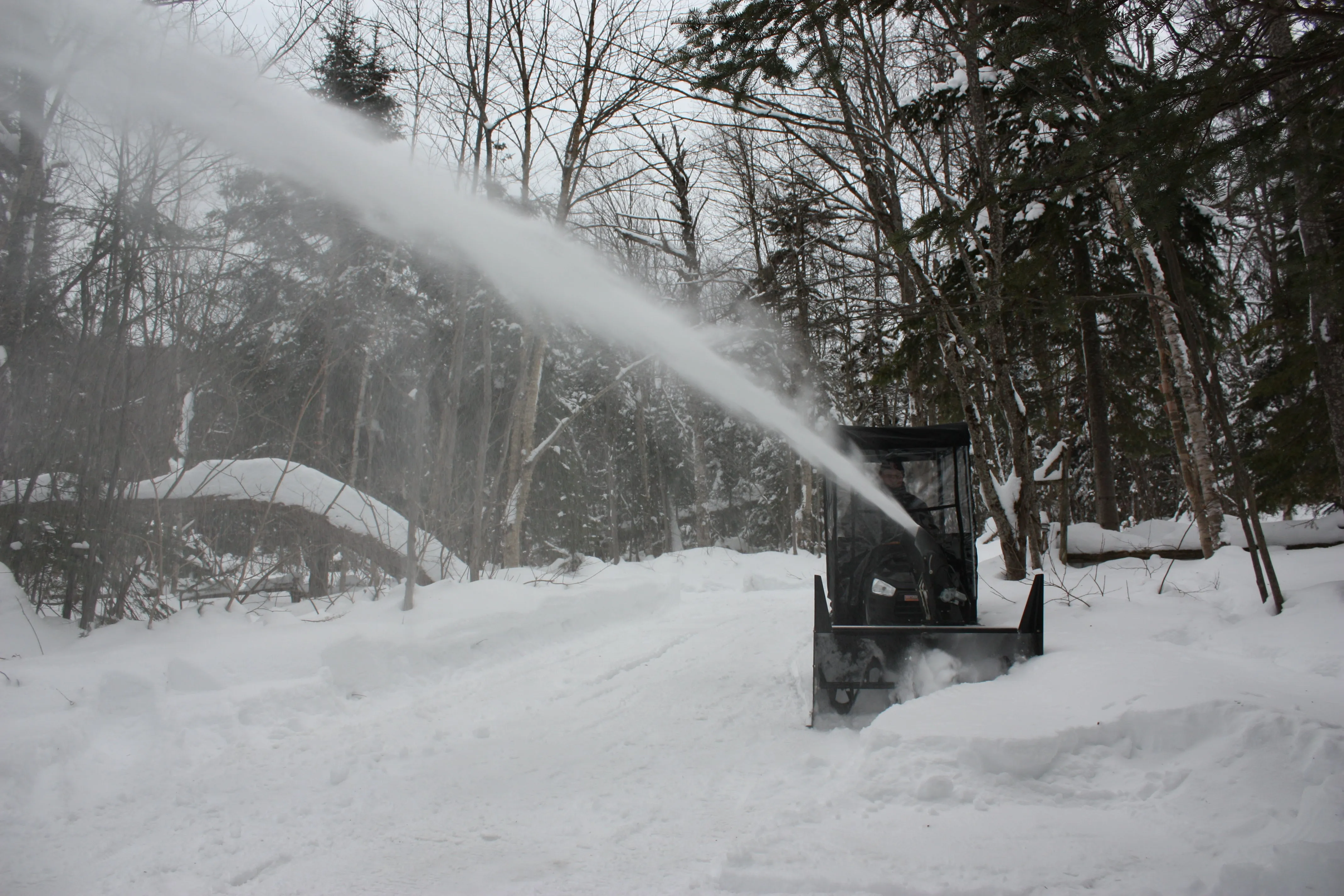 Bercomac Snowblower Berco 48" Northeast | 16 to 28HP | For Tractor & Lawn Mower