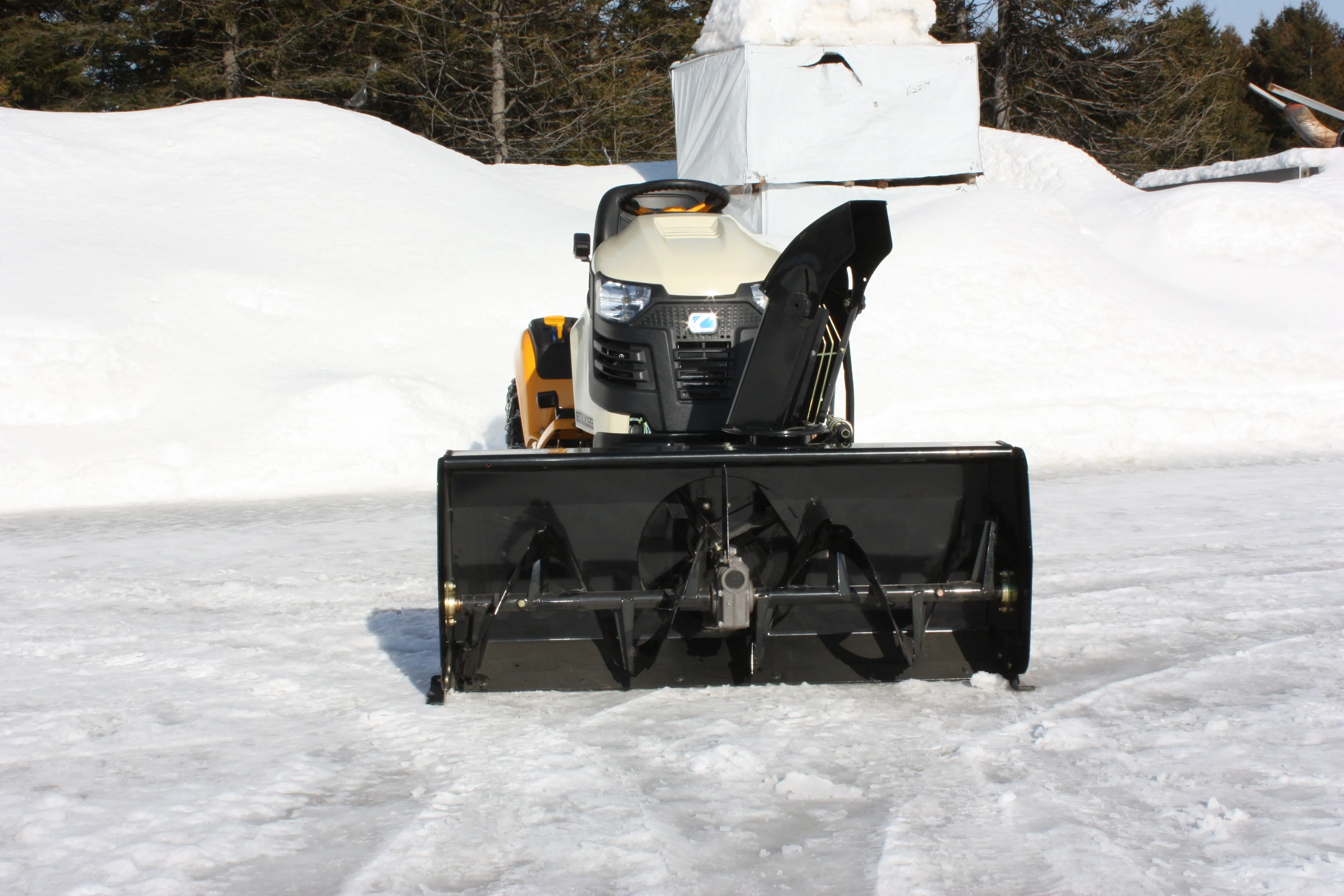 Bercomac Snowblower Berco 48" Northeast | 16 to 28HP | For Tractor & Lawn Mower