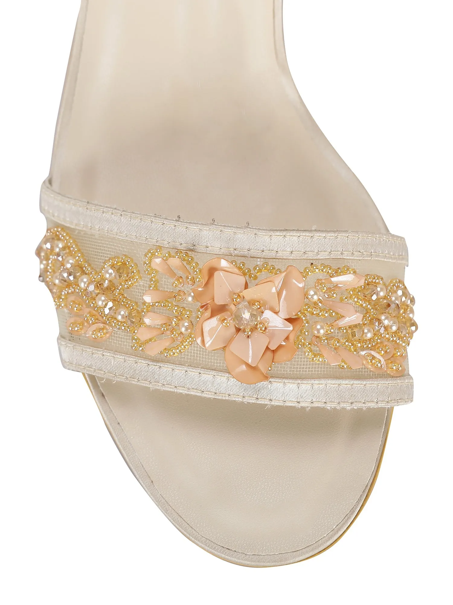 Champagne Stilettos in Nude