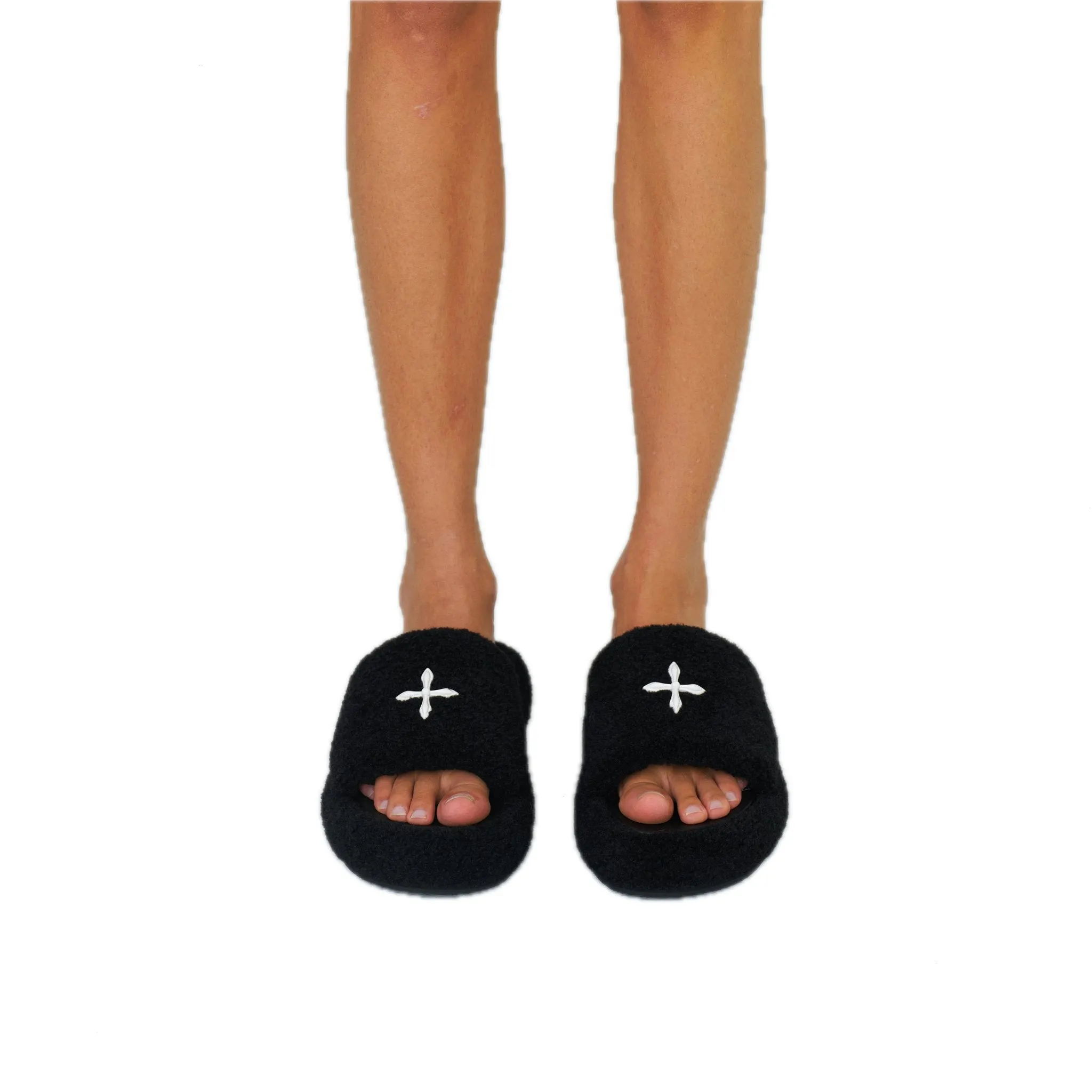 COMPASS WOOLLY Classic Furry Slipper In Black