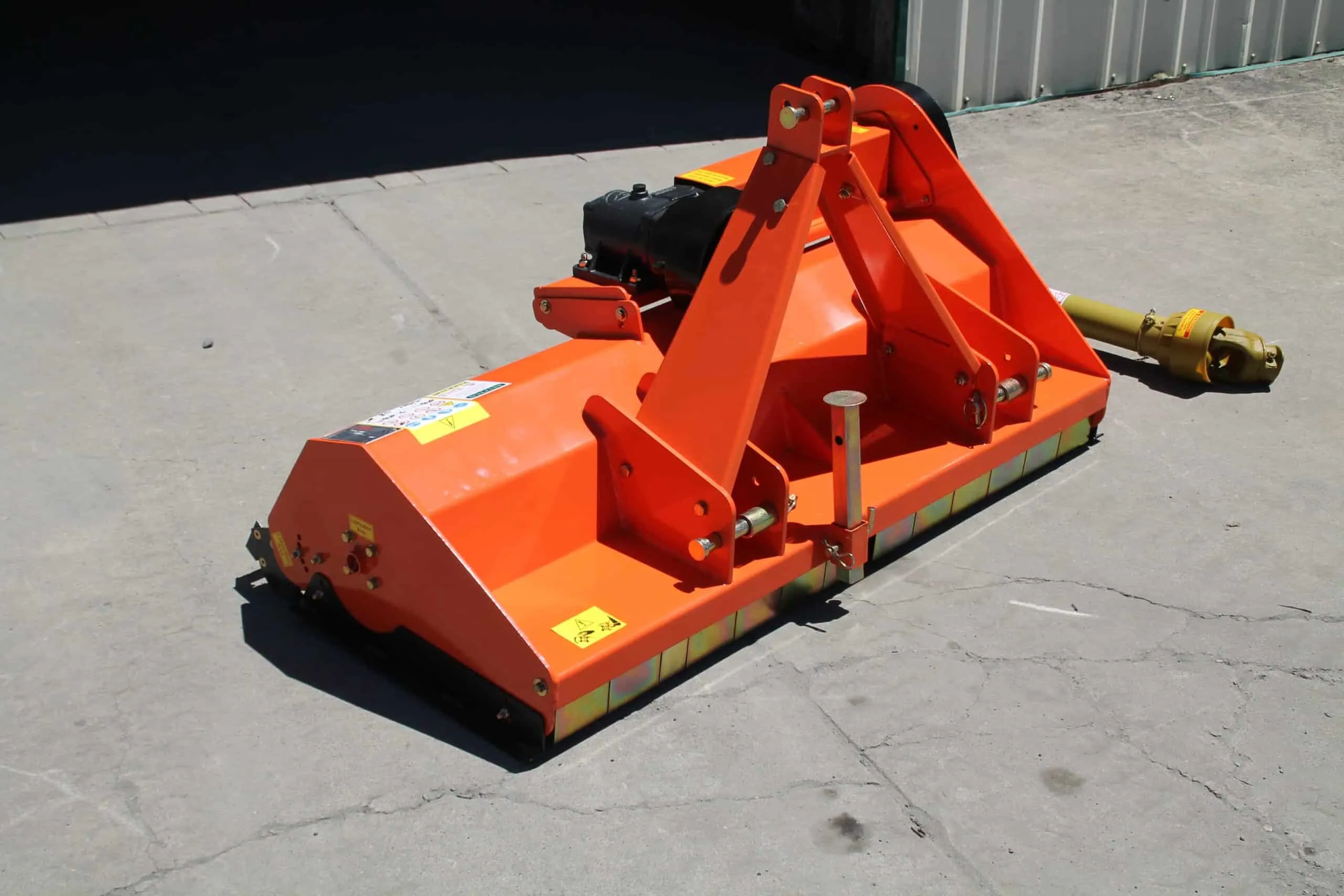 Farmer Helper EF Series (Light Duty) Flail Mower | 33" to 68" Working Width | 14 - 45HP For Tractor