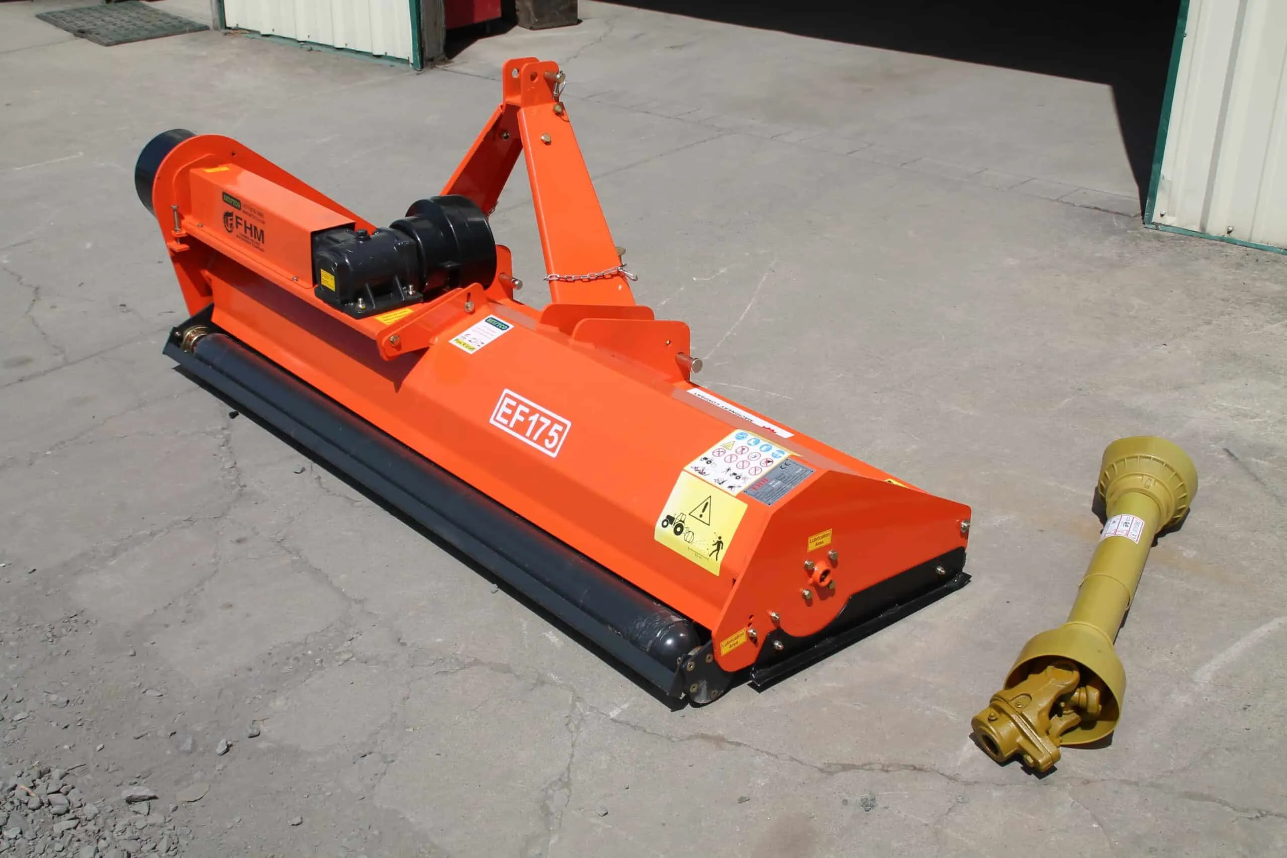 Farmer Helper EF Series (Light Duty) Flail Mower | 33" to 68" Working Width | 14 - 45HP For Tractor