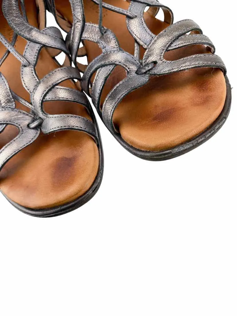 Gentle Souls Kenneth Cole Women's Break-My-Heart Sandal Graphite Size 8.5
