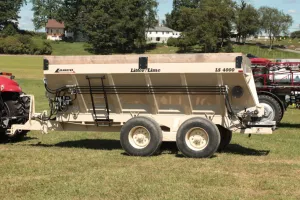 Lanco Spreaders Litter & Lime Spreaders | LS-3550, 4000, 4440, 4880, 5330 & 5780 Model | For Tractors