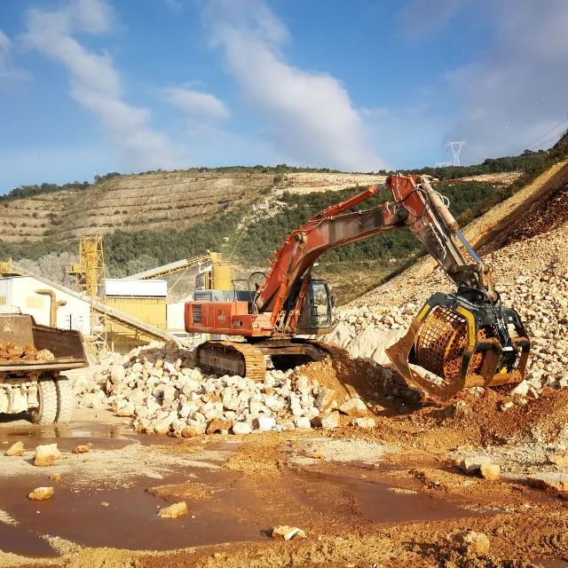 MB Crushers Screening Bucket | Model  MB-S23 | ≥ 77,200 < 110,200 lbs For Excavator