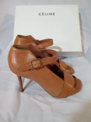NEW CELINE PARIS ITALY NUDE LEATHER Open Toe Pump Sandal Shoe 37 / 6.5 Womens High Heel