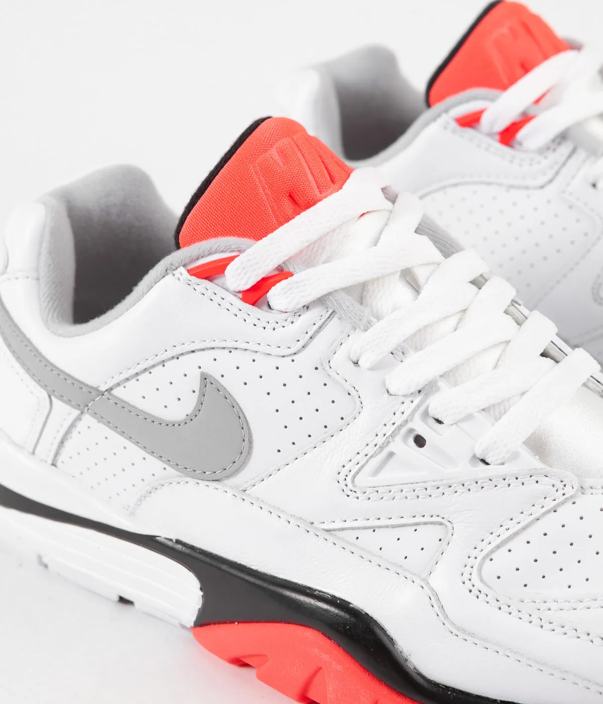 Nike Air Cross Trainer 3 Low Shoes - White / Lt Smoke Grey - Bright Crimson - Black