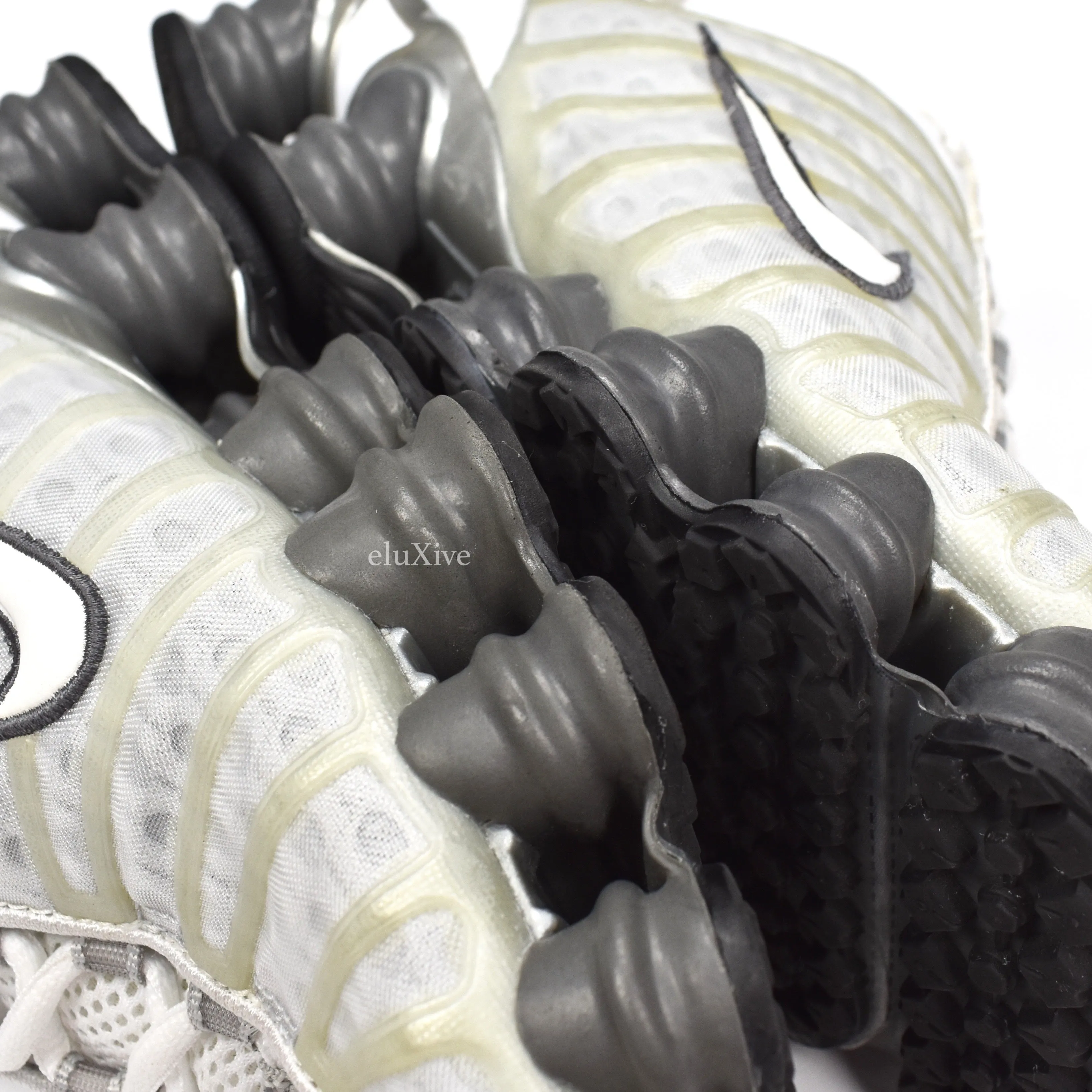 Nike - Shox TL (Metallic Silver/White)