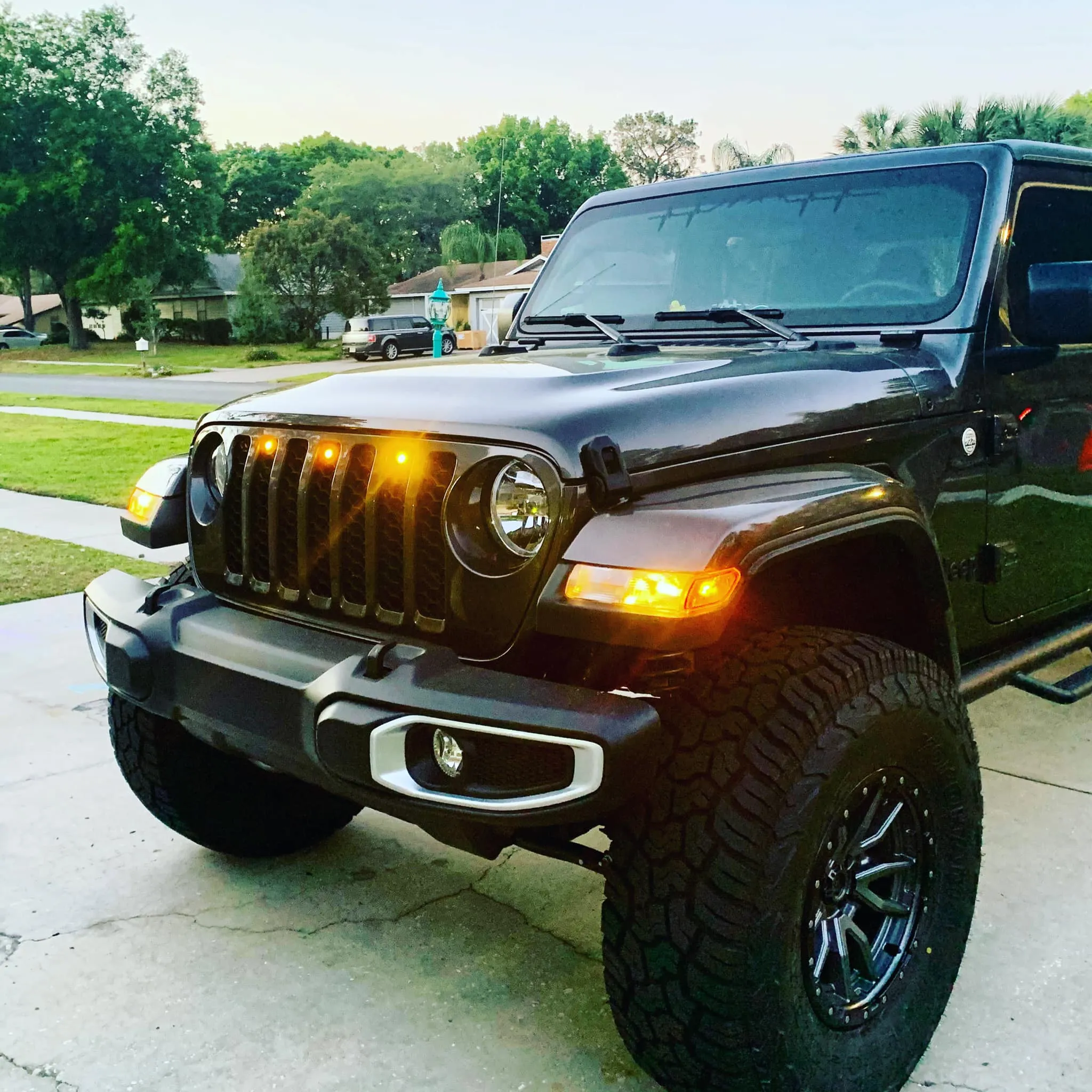 ORACLE Lighting Pre-Runner Style LED Grill Light Kit for Jeep Gladiator JT
