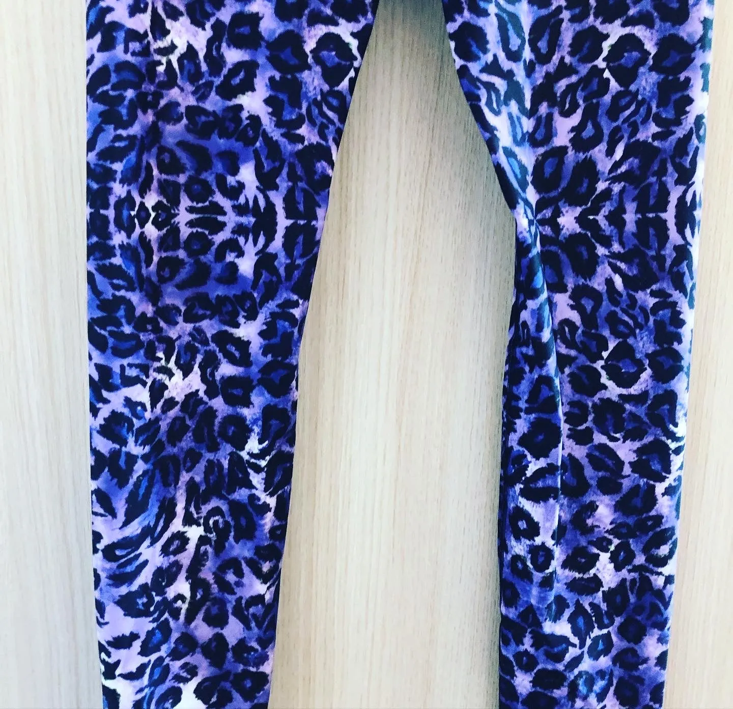 Purple Leopard Print Men's Leggings, Animal Print Meggings Running Tights-Made in USA/EU