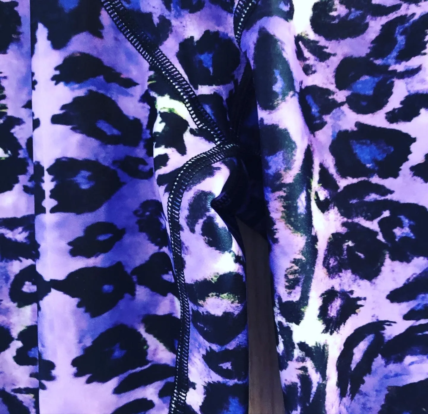 Purple Leopard Print Men's Leggings, Animal Print Meggings Running Tights-Made in USA/EU