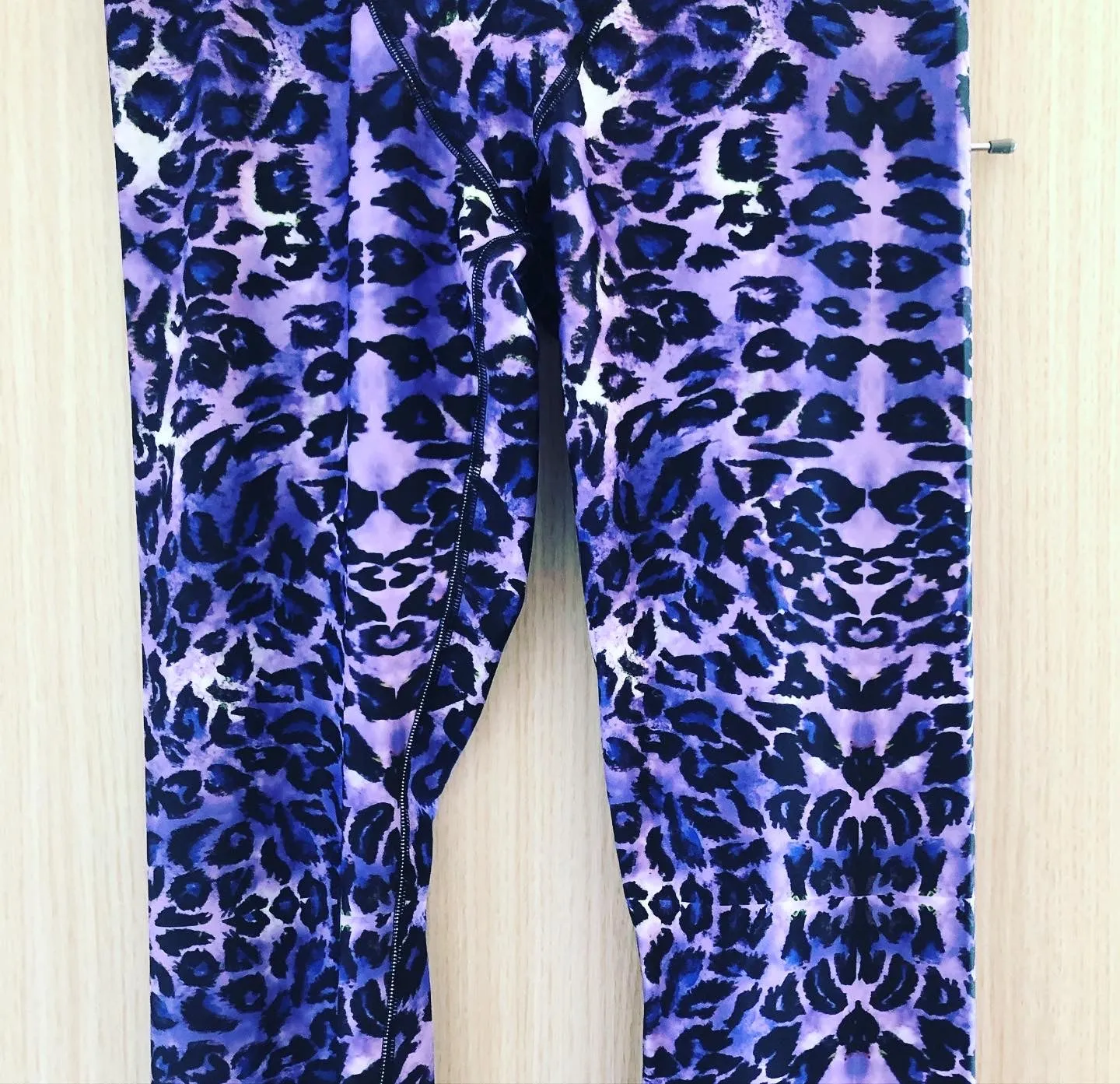 Purple Leopard Print Men's Leggings, Animal Print Meggings Running Tights-Made in USA/EU