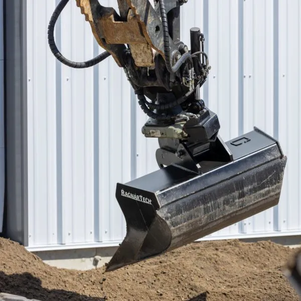 Ragnartech Kubota Series Of Tapered Tilt-Bucket | 43", 48" & 52" Wide | 4 To 8 Ton | For Excavators