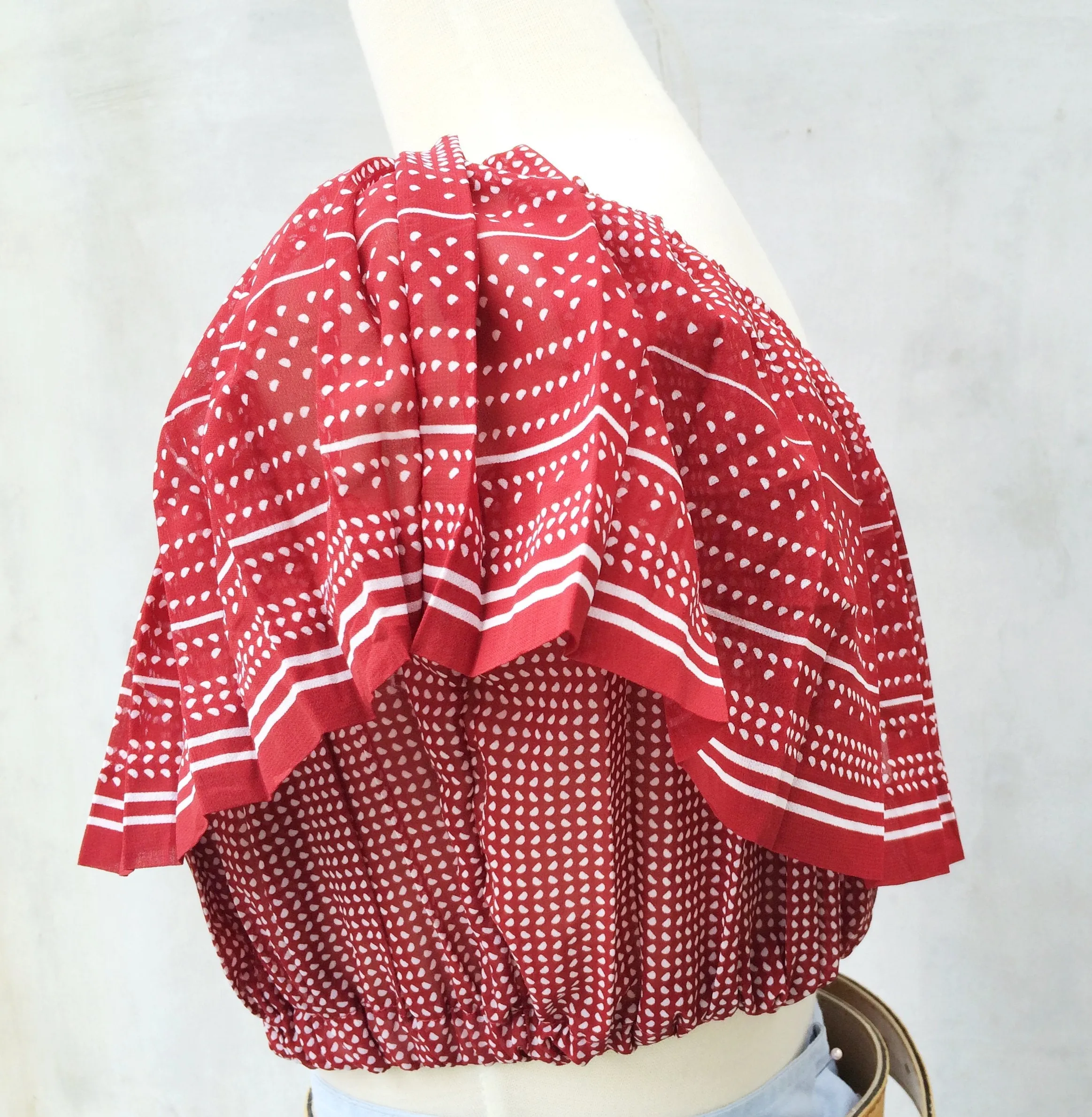 SALE! |  Sssst... Hot! | Retro 60s sexy swing cropped top Red polka dot print