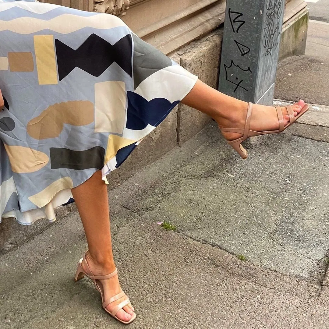 String Patent Beige Heeled Sandals