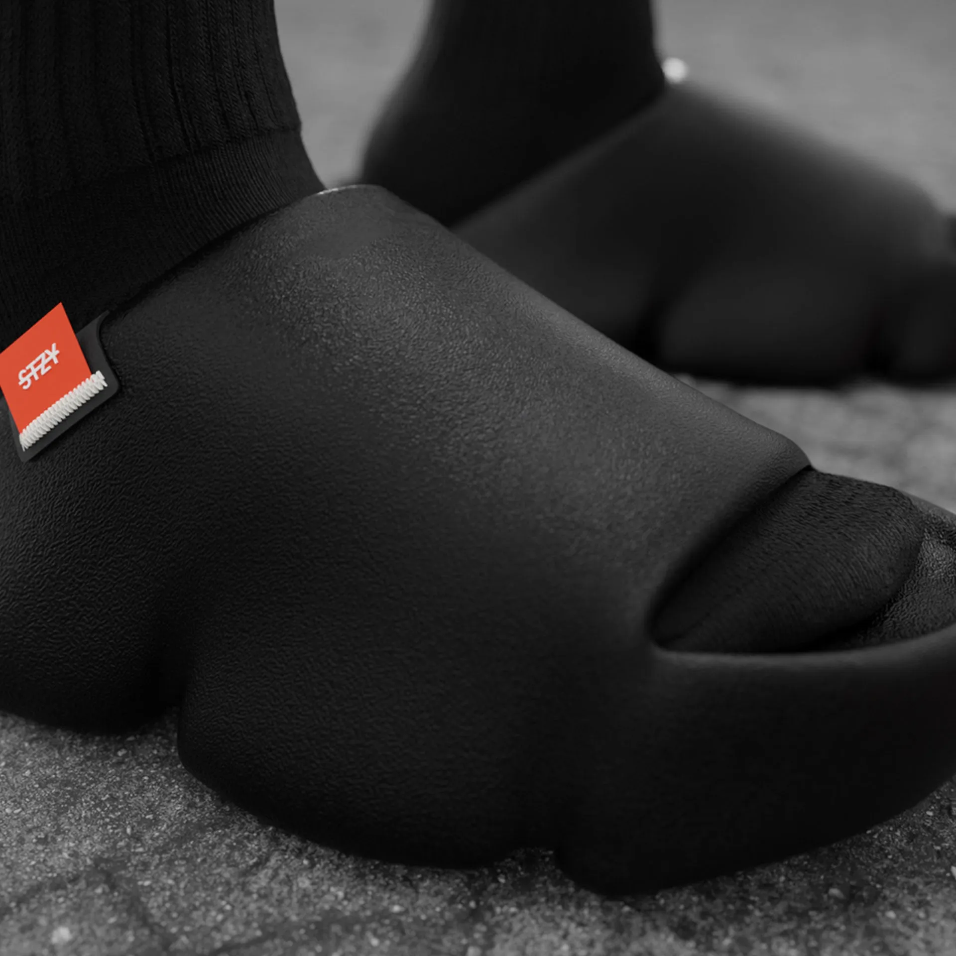 STZY Void Enok Cloud Slides