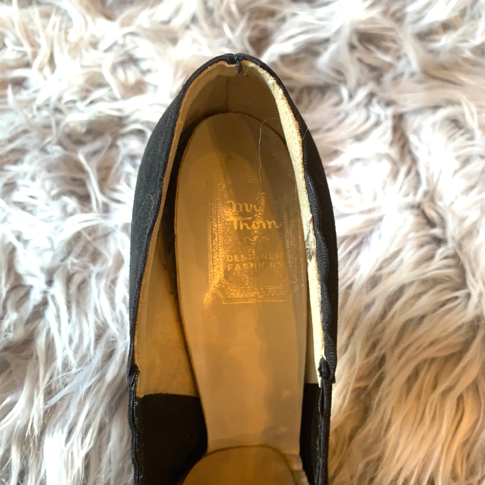Vintage Mr. Thom Designer Fashion Black Stilettos