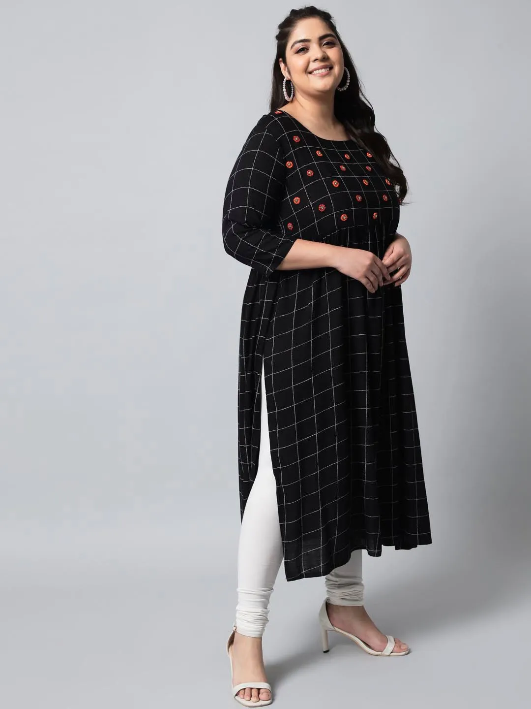 Women's Black Rayon Slub Straight Kurta