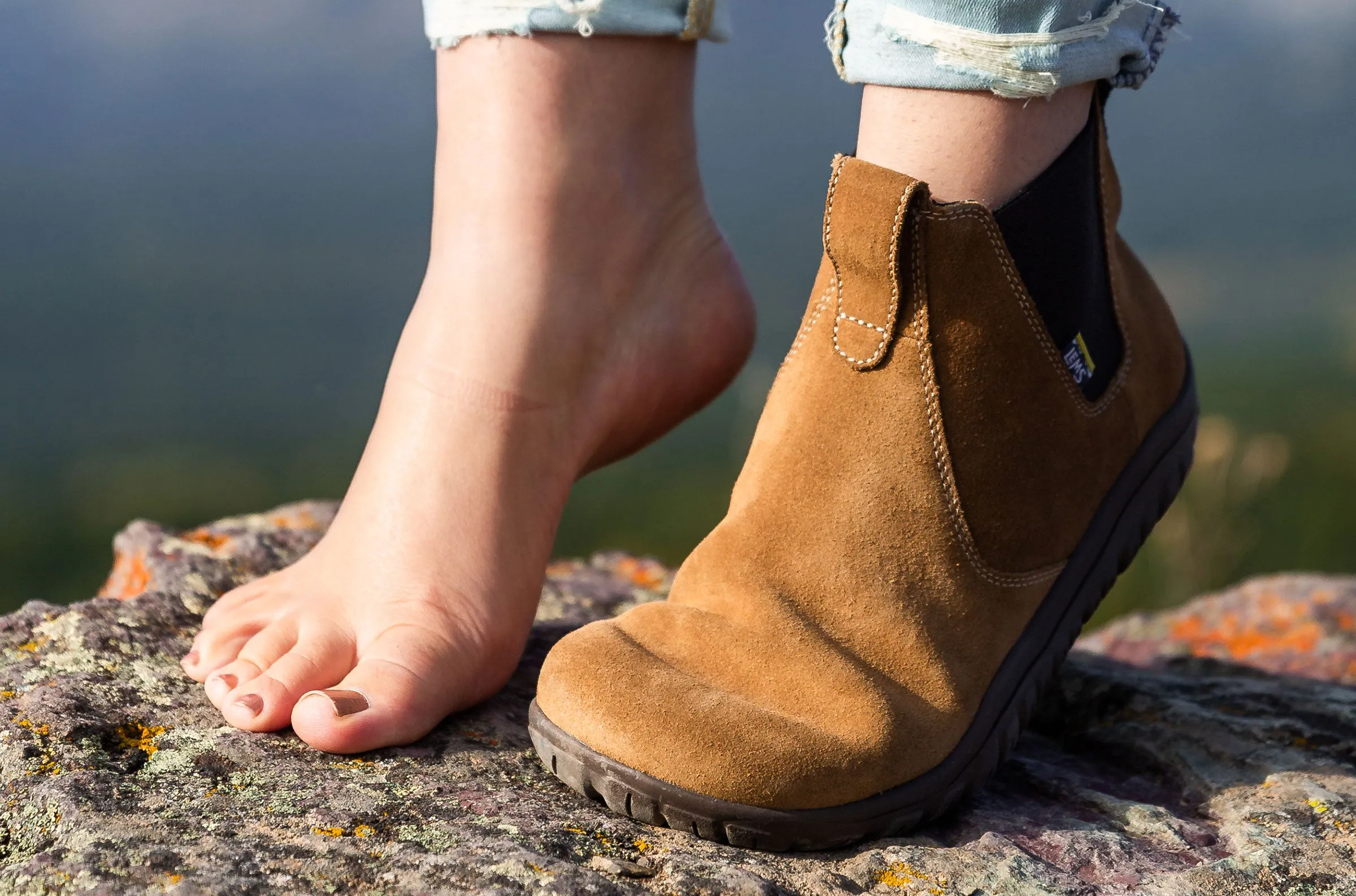 Women's Chelsea Barefoot Boot