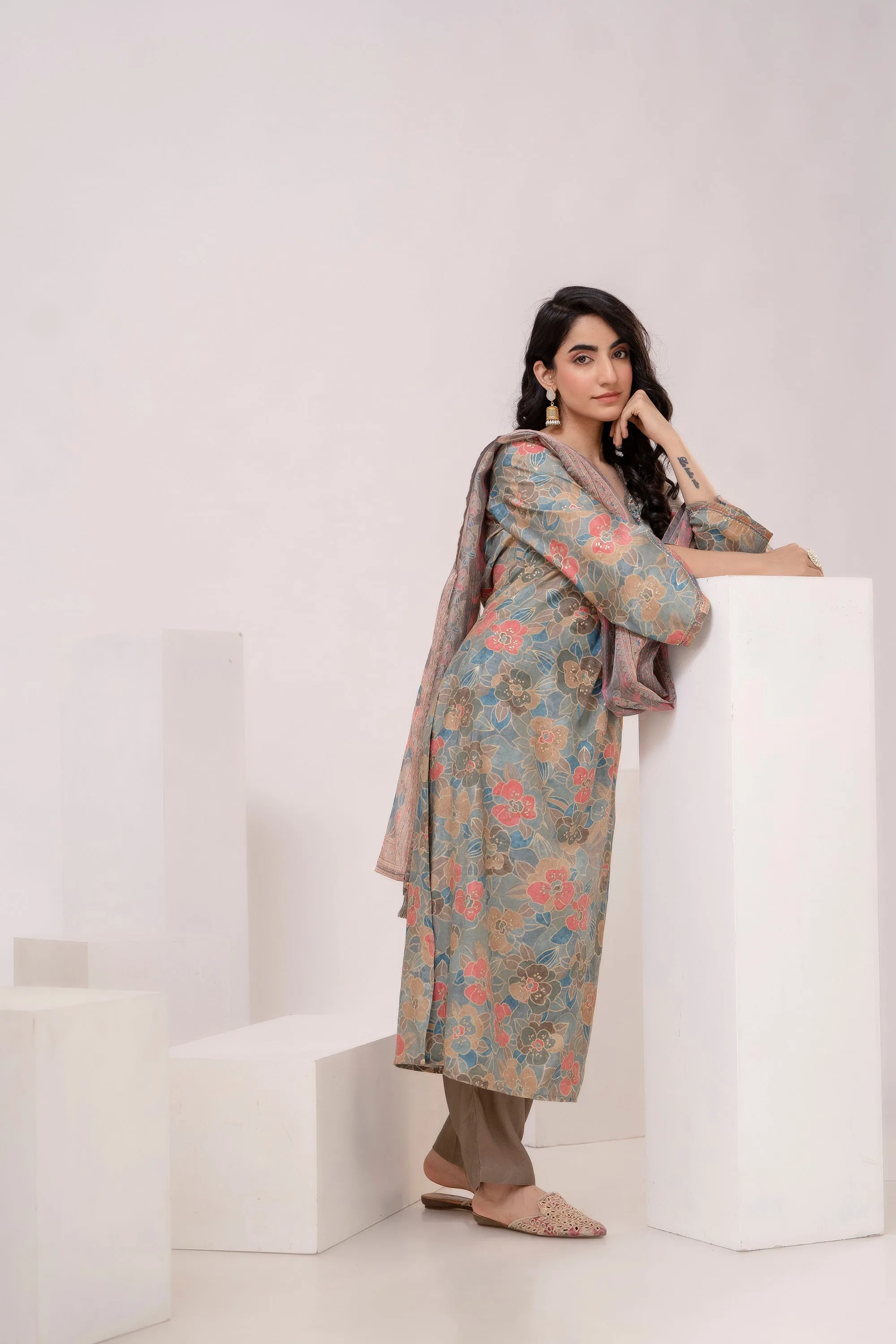 Women's Mint Green Muslin Kurta Pant and Dupatta Set