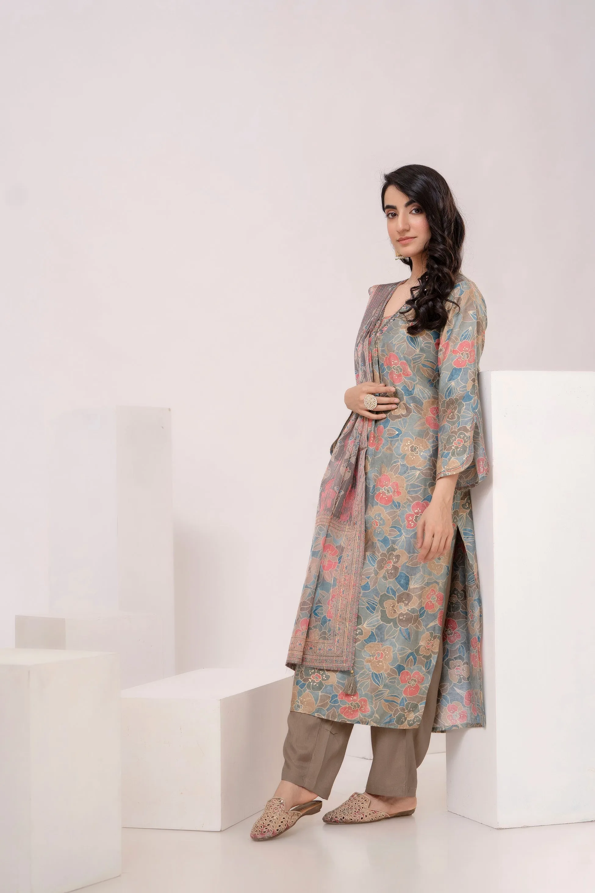 Women's Mint Green Muslin Kurta Pant and Dupatta Set