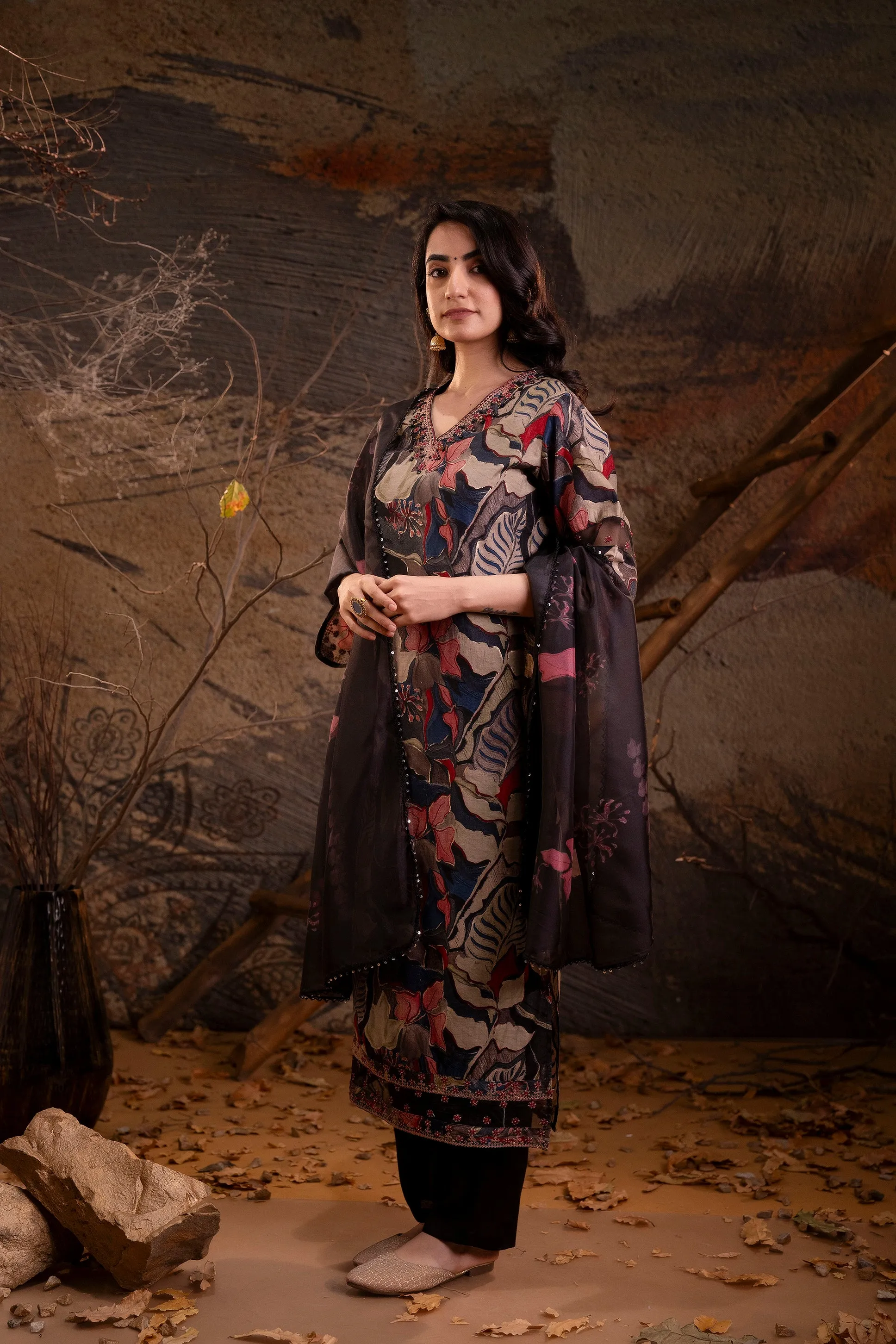 Women's Multicolor Muslin Kurta Pant and Dupatta Set