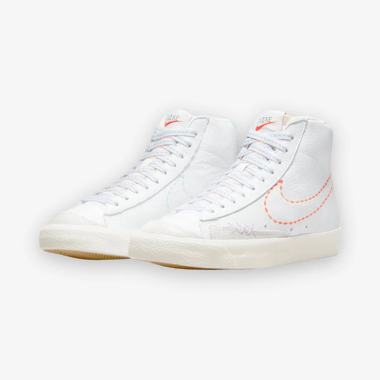 WOMEN'S NIKE BLAZER MID '77 WHITE/SAFETY ORANGE-LILAC-GREEN GLOW DX2350-100