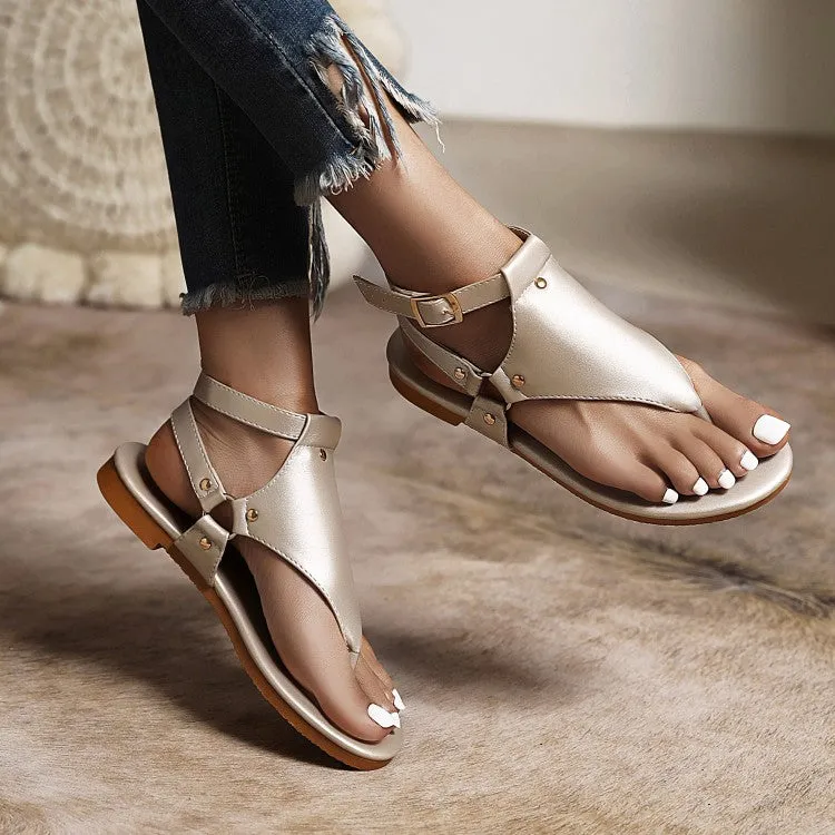 Women's Solid Color Flip Flops Hollow Out Rivets Flat Sandals